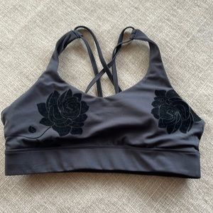 Zyia Black Velvet Floral Light n Tight Strappy Bra
